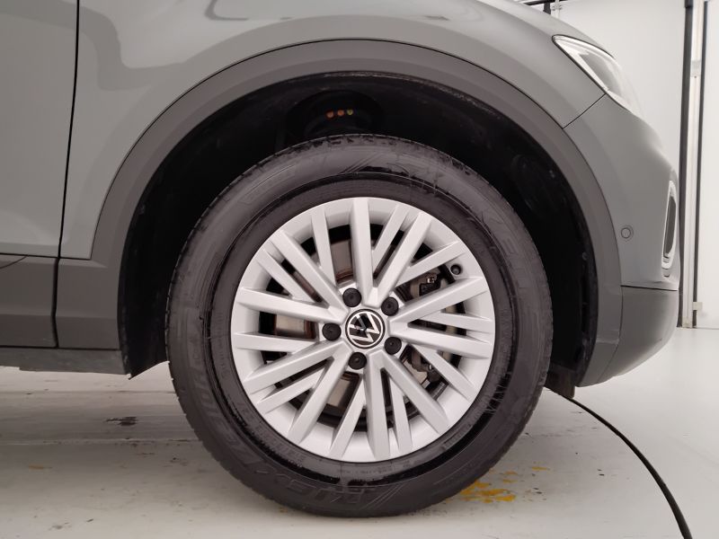GuidiCar - VOLKSWAGEN T-Roc 2023 T-Roc 2.0 tdi scr Life 150cv dsg Usato