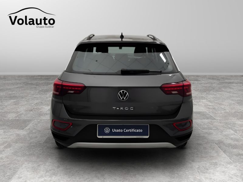 GuidiCar - VOLKSWAGEN T-Roc 2023 T-Roc 2.0 tdi scr Life 150cv dsg Usato