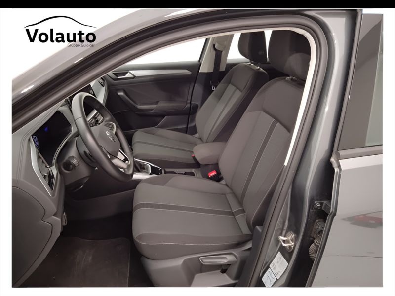GuidiCar - VOLKSWAGEN T-Roc 2023 T-Roc 2.0 tdi scr Life 150cv dsg Usato
