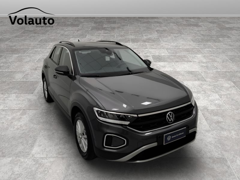 GuidiCar - VOLKSWAGEN T-Roc 2023 T-Roc 2.0 tdi scr Life 150cv dsg Usato