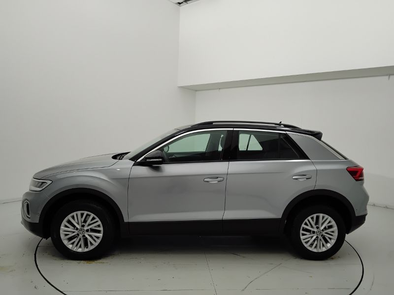 GuidiCar - VOLKSWAGEN T-Roc 2024 T-Roc 2.0 tdi scr Life 150cv dsg Usato