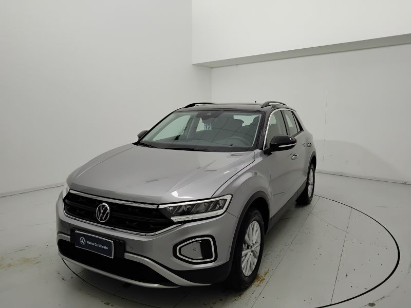 GuidiCar - VOLKSWAGEN T-Roc 2024 T-Roc 2.0 tdi scr Life 150cv dsg Usato