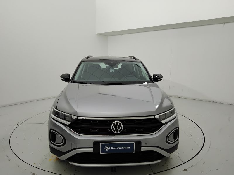 GuidiCar - VOLKSWAGEN T-Roc 2024 T-Roc 2.0 tdi scr Life 150cv dsg Usato