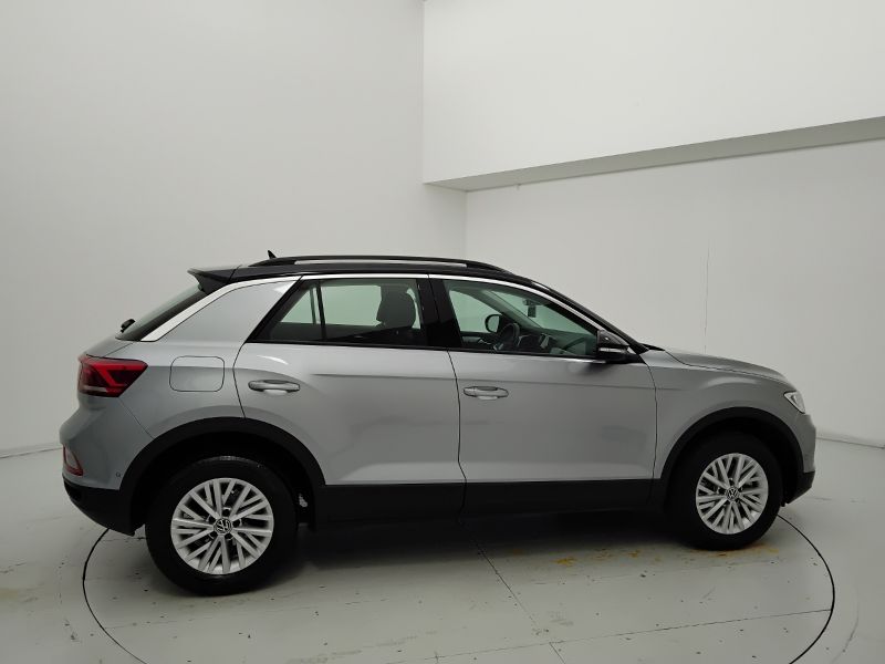 GuidiCar - VOLKSWAGEN T-Roc 2024 T-Roc 2.0 tdi scr Life 150cv dsg Usato