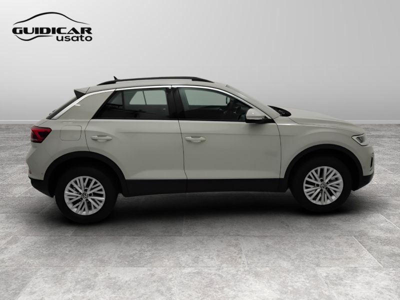 GuidiCar - VOLKSWAGEN T-Roc 2024 T-Roc 2.0 tdi scr Life 150cv dsg Km0