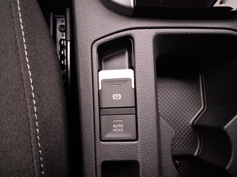 GuidiCar - VOLKSWAGEN T-Roc 2024 T-Roc 2.0 tdi scr Life 150cv dsg Km0