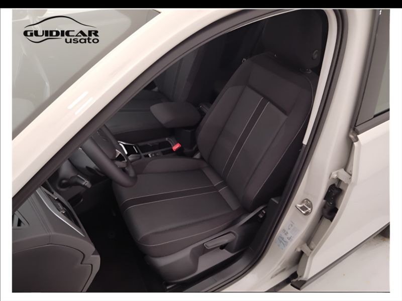GuidiCar - VOLKSWAGEN T-Roc 2024 T-Roc 2.0 tdi scr Life 150cv dsg Km0