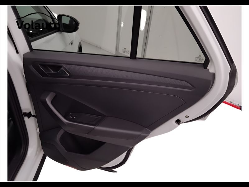 GuidiCar - VOLKSWAGEN T-Roc 2022 T-Roc 2.0 tdi scr R-Line 115cv Usato