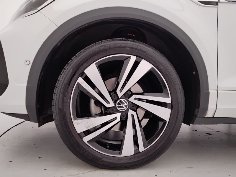 GuidiCar - VOLKSWAGEN T-Roc 2022 T-Roc 2.0 tdi scr R-Line 115cv Usato