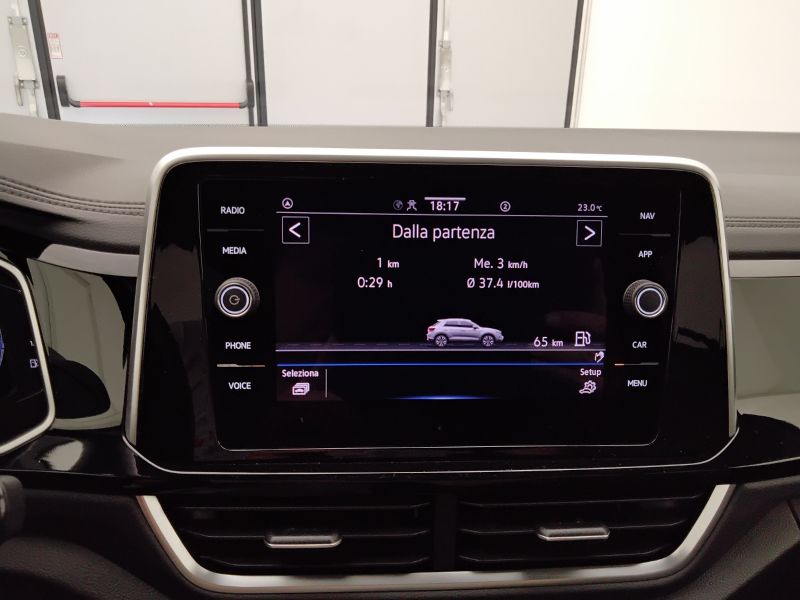 GuidiCar - VOLKSWAGEN T-Roc 2023 T-Roc 2.0 tdi scr R-Line 115cv Aziendale