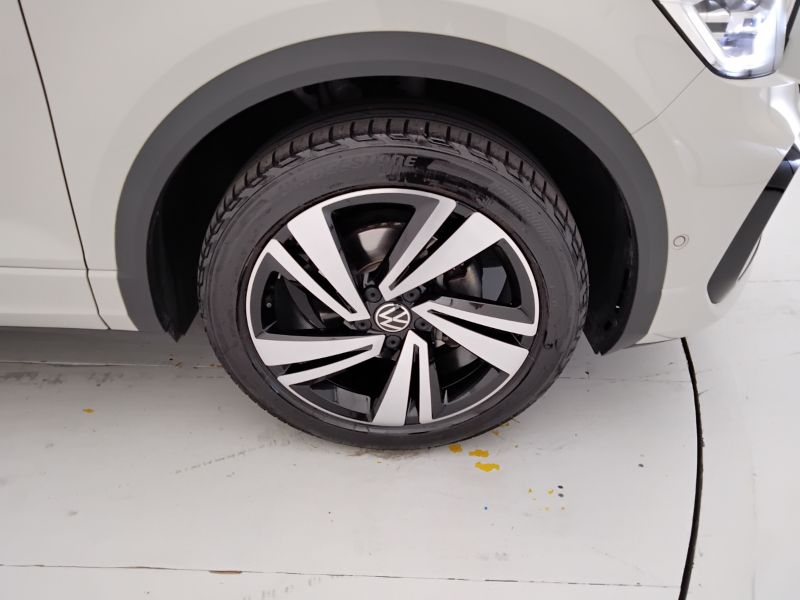 GuidiCar - VOLKSWAGEN T-Roc 2023 T-Roc 2.0 tdi scr R-Line 115cv Aziendale