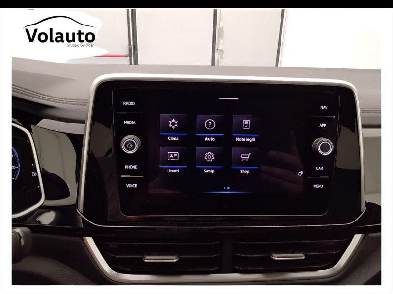 GuidiCar - VOLKSWAGEN T-Roc 2023 T-Roc 2.0 tdi scr R-Line 115cv Aziendale