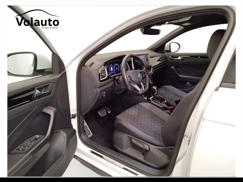 GuidiCar - VOLKSWAGEN T-Roc 2022 T-Roc 2.0 tdi scr R-Line 150cv dsg Usato
