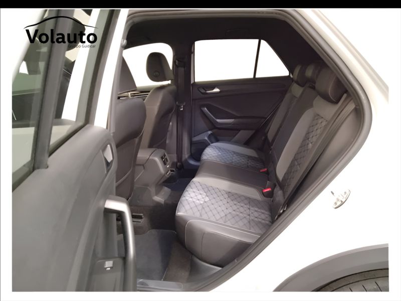 GuidiCar - VOLKSWAGEN T-Roc 2022 T-Roc 2.0 tdi scr R-Line 150cv dsg Usato