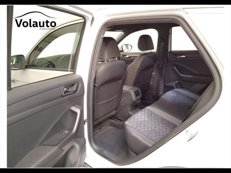 GuidiCar - VOLKSWAGEN T-Roc 2022 T-Roc 2.0 tdi scr R-Line 150cv dsg Usato