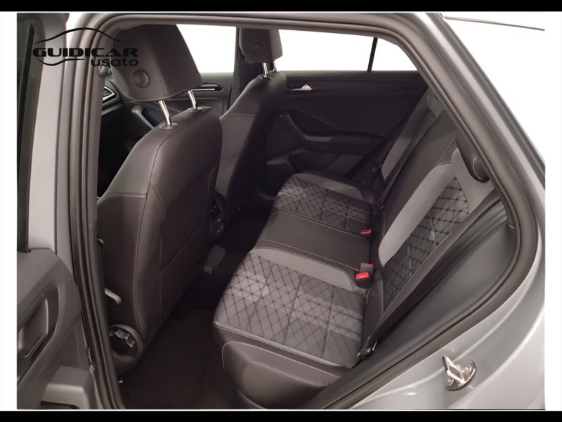 GuidiCar - VOLKSWAGEN T-Roc 2025 T-Roc 2.0 tdi scr R-Line 150cv dsg Km0