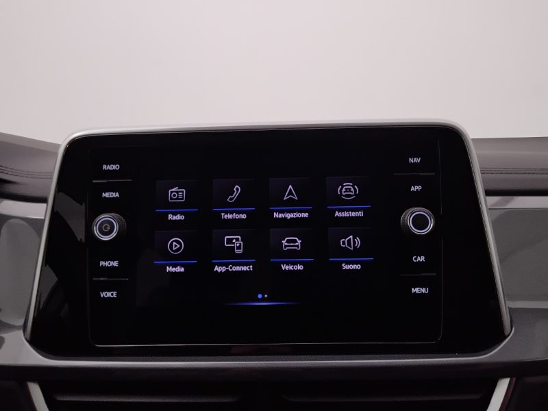 GuidiCar - VOLKSWAGEN T-Roc 2022 T-Roc 2.0 tdi scr Style 115cv Usato