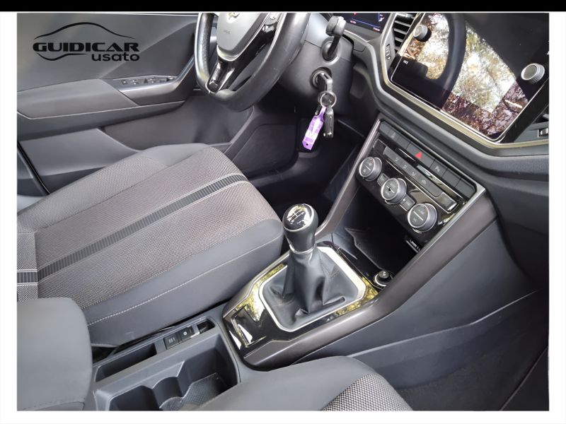 GuidiCar - VOLKSWAGEN T-Roc 2019 T-Roc 1.0 tsi Advanced Usato