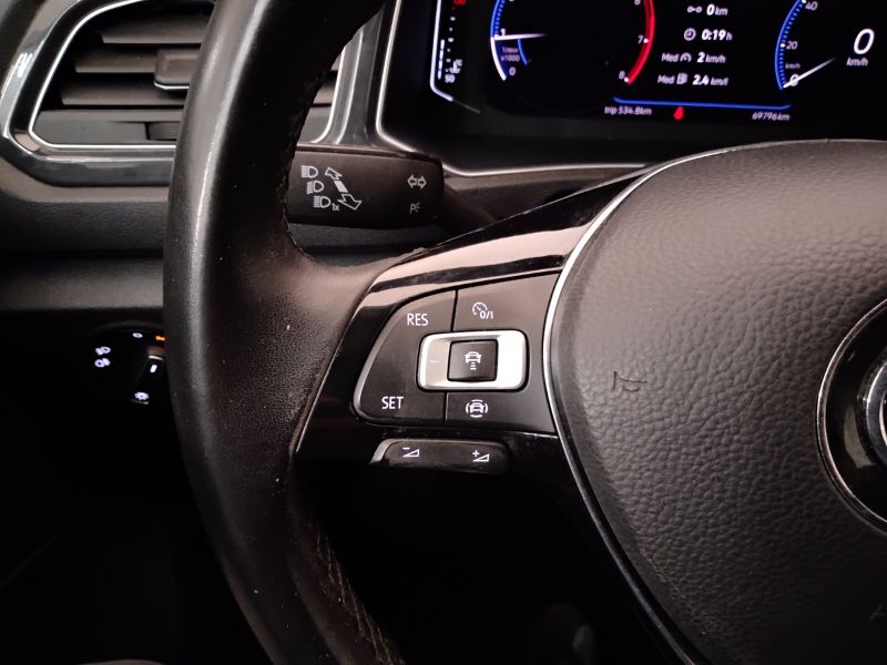 GuidiCar - VOLKSWAGEN T-Roc 2019 T-Roc 1.0 tsi Advanced Usato
