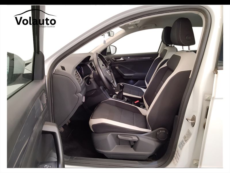 GuidiCar - VOLKSWAGEN T-Roc 2019 T-Roc 1.0 tsi Advanced Usato