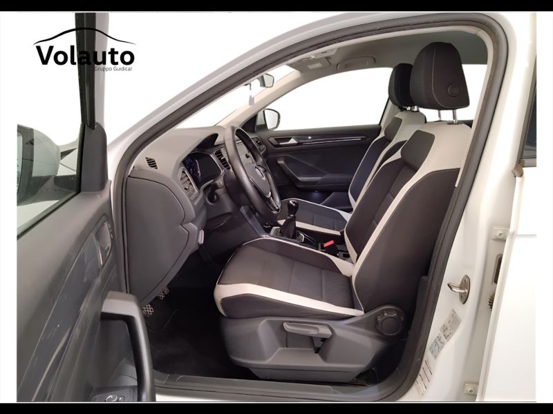 GuidiCar - VOLKSWAGEN T-Roc 2019 T-Roc 1.0 tsi Advanced Usato