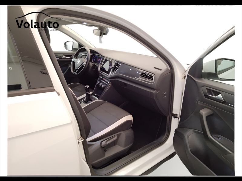 GuidiCar - VOLKSWAGEN T-Roc 2019 T-Roc 1.0 tsi Advanced Usato