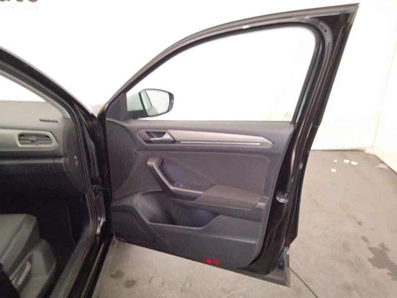GuidiCar - VOLKSWAGEN T-Roc 2021 T-Roc 1.0 tsi Style 110cv Usato