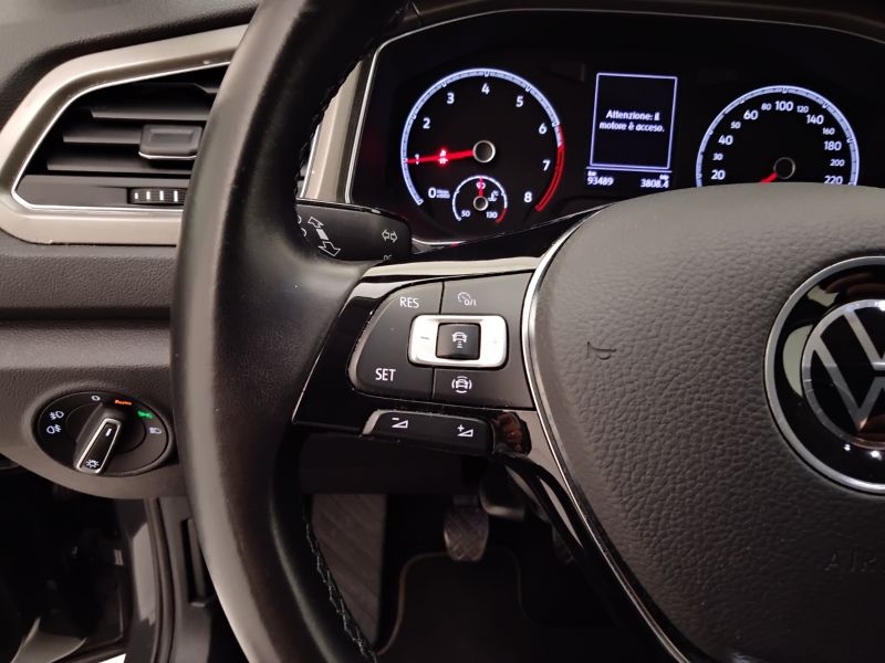 GuidiCar - VOLKSWAGEN T-Roc 2021 T-Roc 1.0 tsi Style 110cv Usato