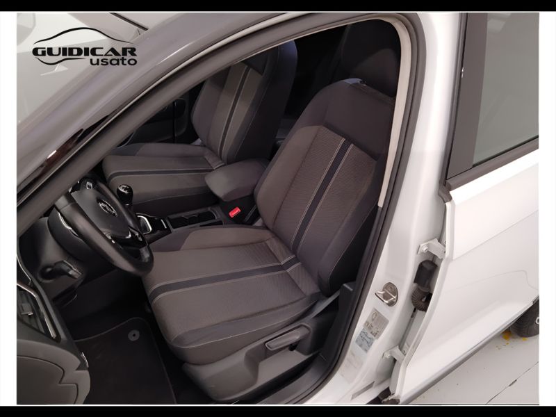 GuidiCar - VOLKSWAGEN T-Roc 2019 T-Roc 1.0 tsi Style 115cv Aziendale