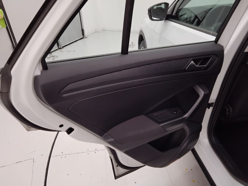 GuidiCar - VOLKSWAGEN T-Roc 2019 T-Roc 1.0 tsi Style 115cv Aziendale