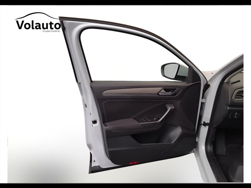 GuidiCar - VOLKSWAGEN T-Roc 2021 T-Roc 1.5 tsi act Business dsg Usato