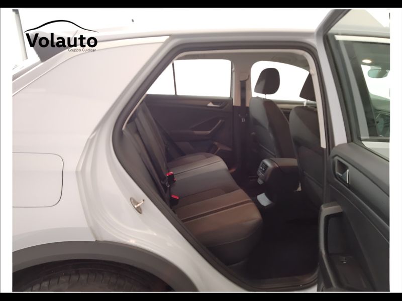 GuidiCar - VOLKSWAGEN T-Roc 2021 T-Roc 1.5 tsi act Business dsg Usato