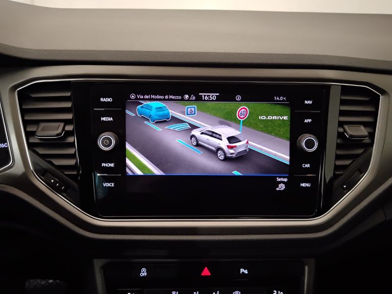 GuidiCar - VOLKSWAGEN T-Roc 2021 T-Roc 1.5 tsi act Business dsg Usato