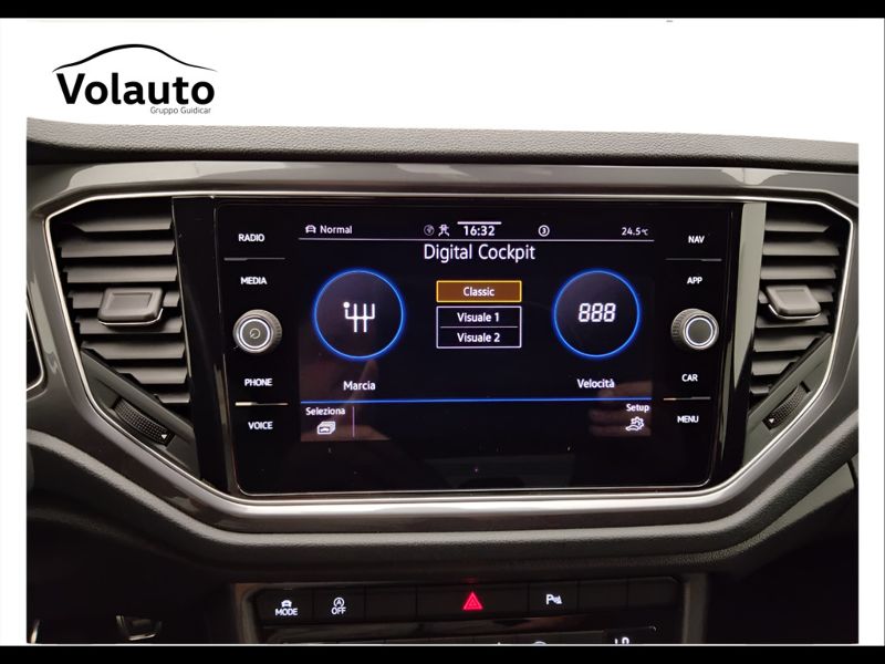 GuidiCar - VOLKSWAGEN T-Roc 2021 T-Roc 1.5 tsi act Sport Usato