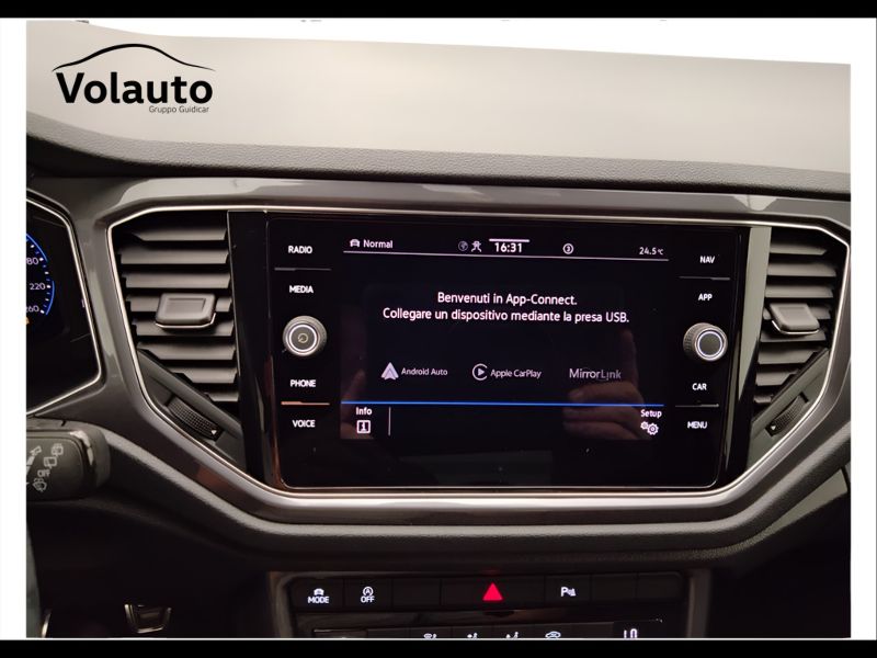 GuidiCar - VOLKSWAGEN T-Roc 2021 T-Roc 1.5 tsi act Sport Usato