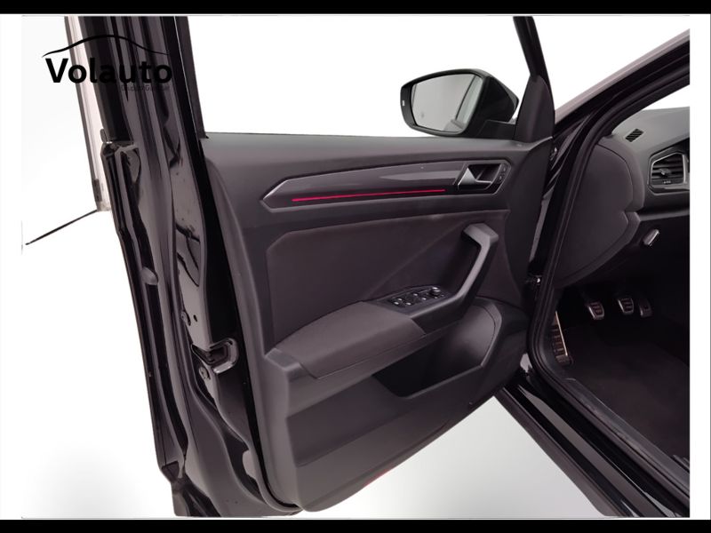 GuidiCar - VOLKSWAGEN T-Roc 2021 T-Roc 1.5 tsi act Sport Usato