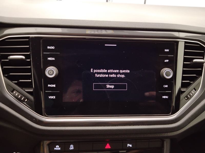 GuidiCar - VOLKSWAGEN T-Roc 2021 T-Roc 1.5 tsi act Sport Usato
