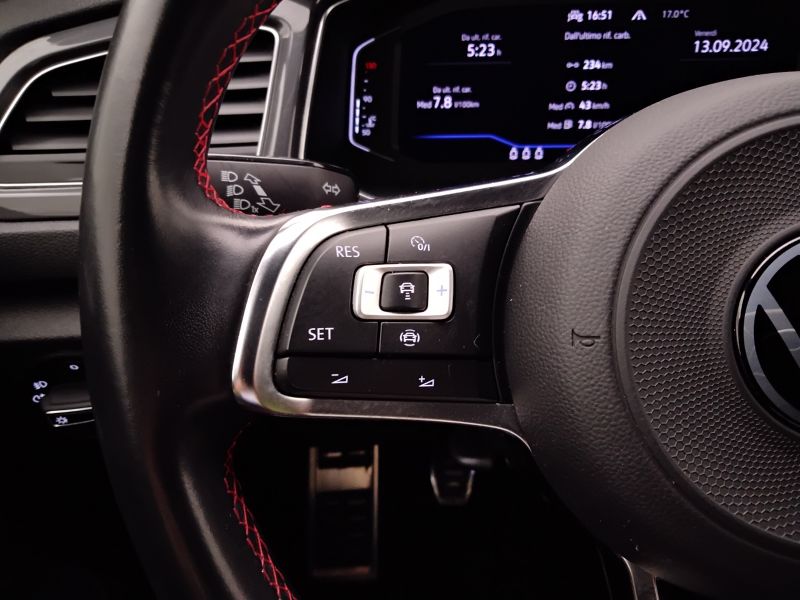 GuidiCar - VOLKSWAGEN T-Roc 2021 T-Roc 1.5 tsi act Sport Usato