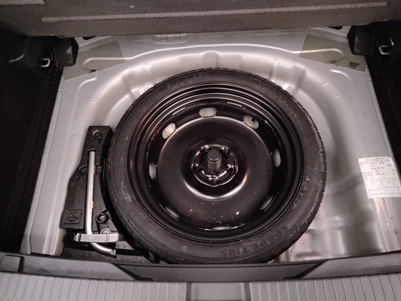 GuidiCar - VOLKSWAGEN T-Roc 2019 T-Roc 1.5 tsi act Style dsg Usato