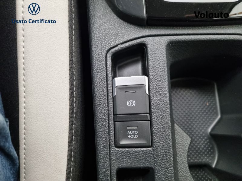 GuidiCar - VOLKSWAGEN T-Roc 2020 T-Roc 1.6 tdi Advanced Aziendale
