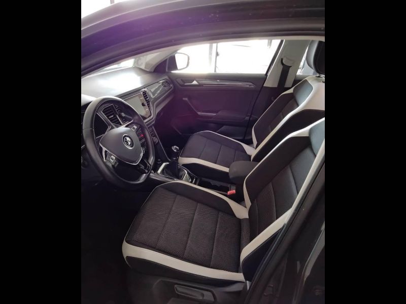 GuidiCar - VOLKSWAGEN T-Roc 2021 T-Roc 2.0 tdi Advanced 115cv Usato