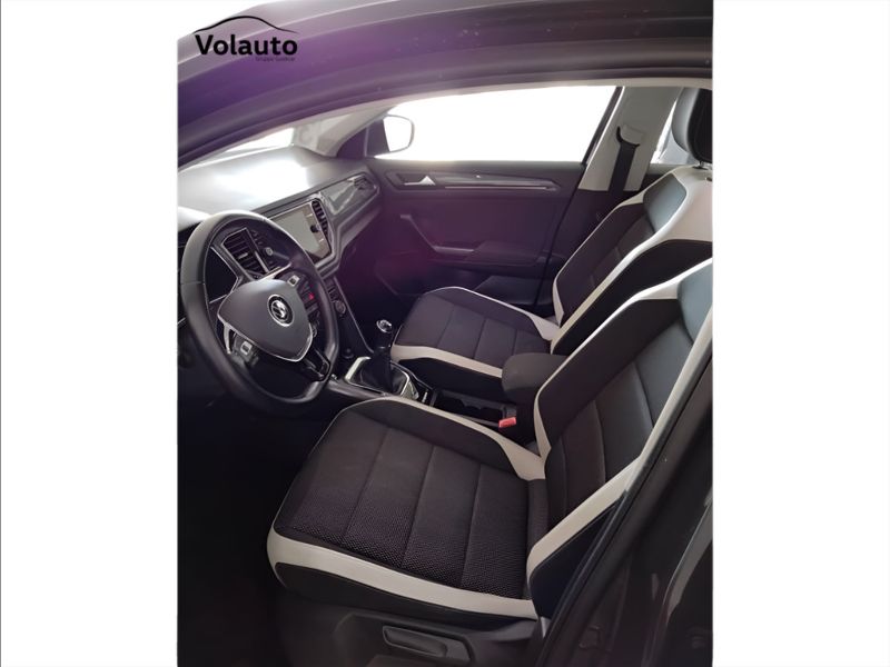 GuidiCar - VOLKSWAGEN T-Roc 2021 T-Roc 2.0 tdi Advanced 115cv Usato