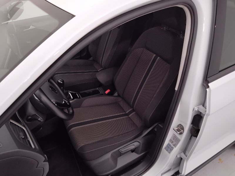 GuidiCar - VOLKSWAGEN T-Roc 2021 T-Roc 2.0 tdi Business 115cv Usato