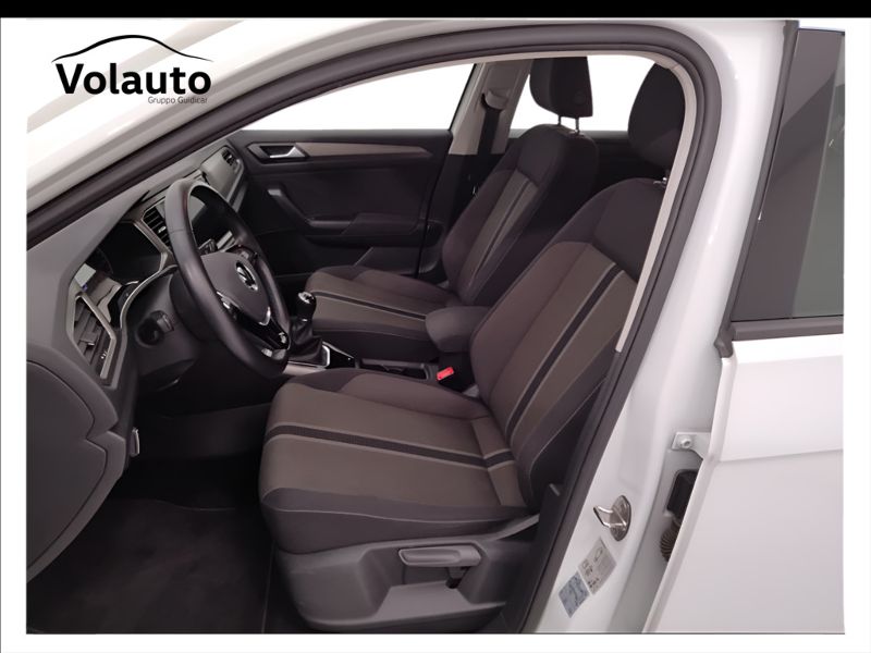 GuidiCar - VOLKSWAGEN T-Roc 2021 T-Roc 2.0 tdi Business 115cv Usato