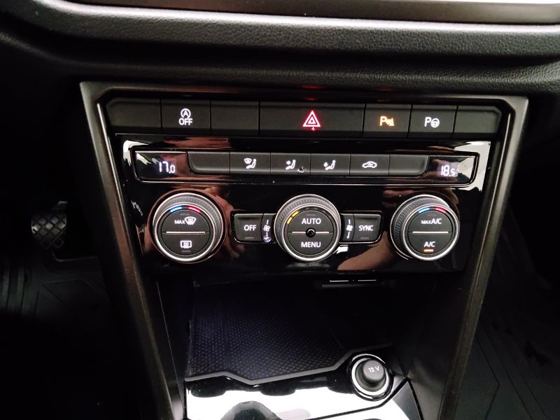 GuidiCar - VOLKSWAGEN T-Roc 2019 T-Roc 1.0 tsi Style 115cv Usato