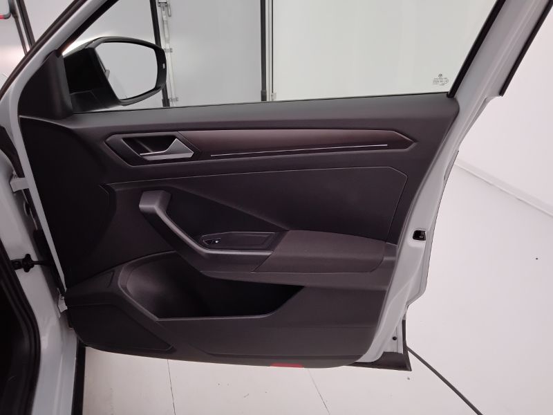GuidiCar - VOLKSWAGEN T-Roc 2019 T-Roc 1.0 tsi Style 115cv Usato