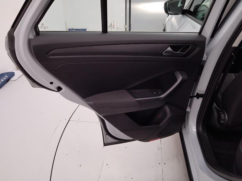 GuidiCar - VOLKSWAGEN T-Roc 2019 T-Roc 1.0 tsi Style 115cv Usato
