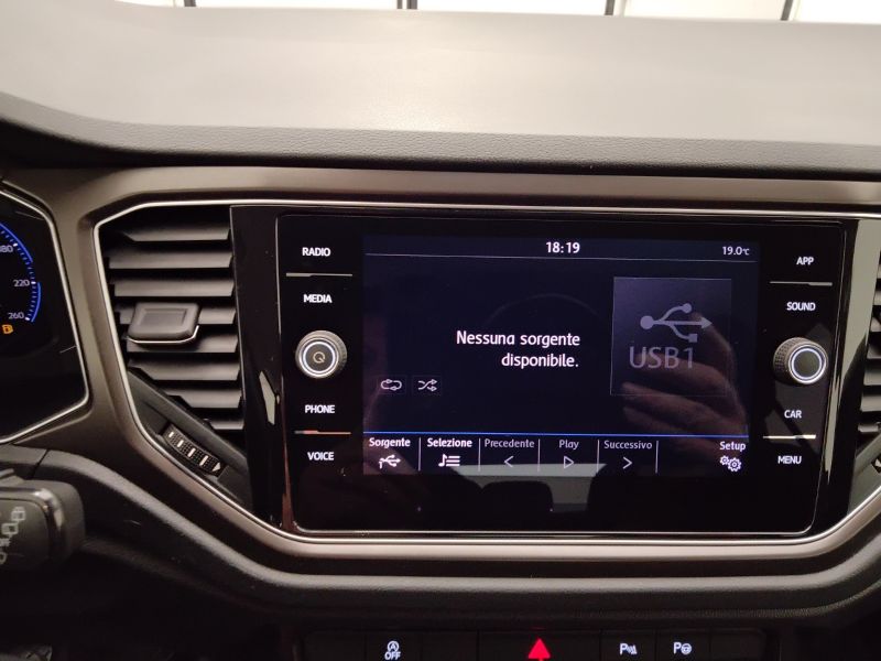 GuidiCar - VOLKSWAGEN T-Roc 2019 T-Roc 1.0 tsi Style 115cv Usato