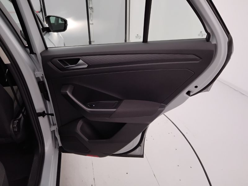 GuidiCar - VOLKSWAGEN T-Roc 2019 T-Roc 1.0 tsi Style 115cv Usato