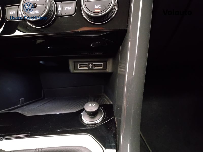 GuidiCar - VOLKSWAGEN T-Roc T-Roc - T-Roc 1.6 TDI SCR Advanced BlueMotion Technology